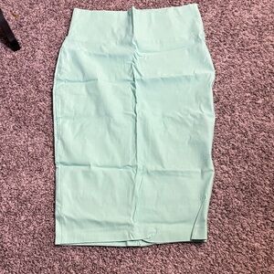 Elegant Seafoam Pencil Skirt